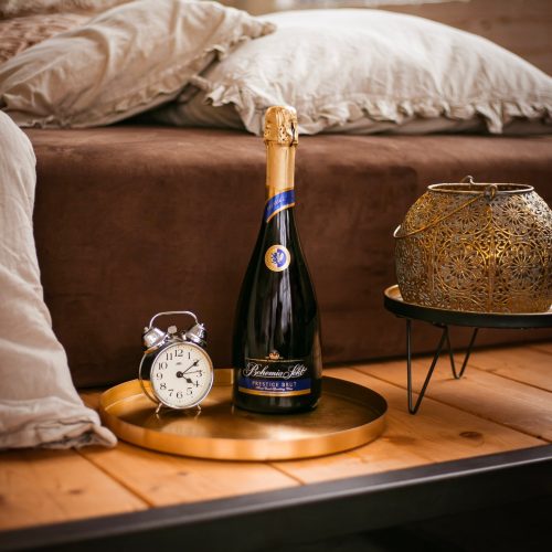 baf49284-b922-43a2-9a71-248012e8149f